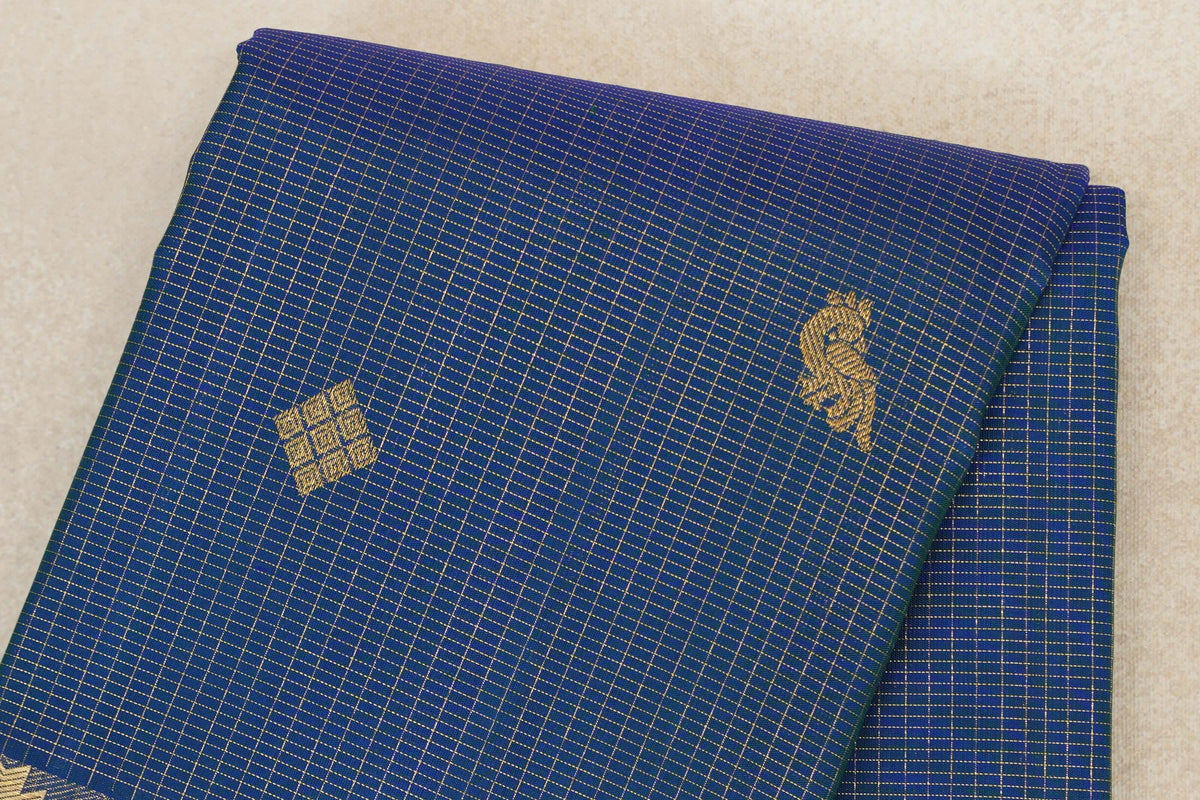 Peacock Blue Vintage Kanjivaram Silk Saree body zoom