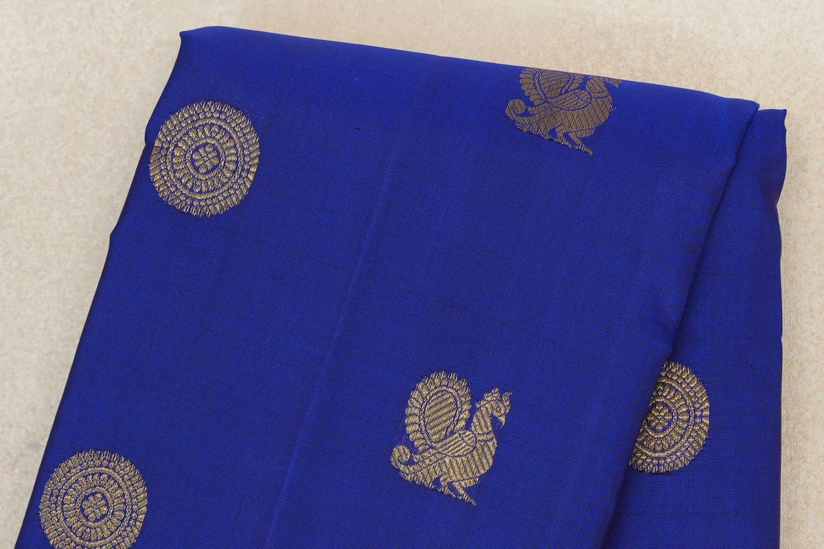  Deep Royal Blue Vintage Kanjivaram Silk Saree body zoom