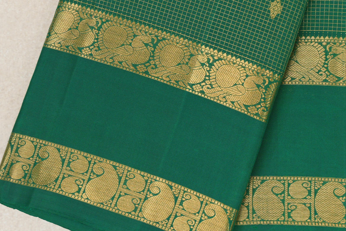 Forest Green Vintage Kanjivaram Silk Saree border zoom