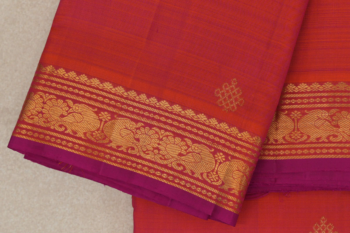 Dual Tone of Pink and Orange Vintage Kanjivaram Silk Saree border zoom