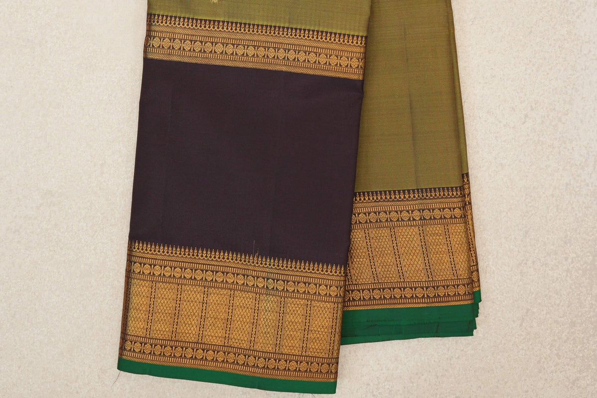 Olive Green Light Weight Kanchipuram Silk Saree border zoom