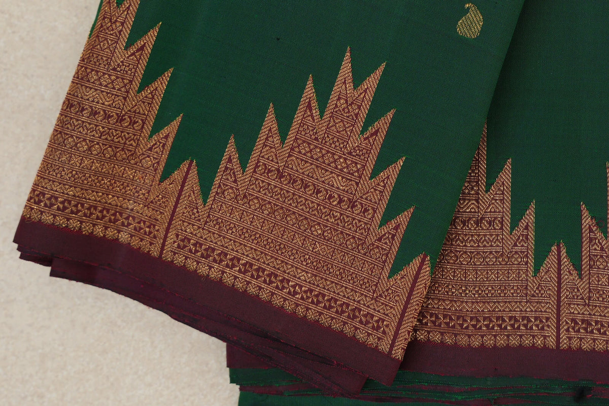 Deep Bottle Green Temple Borders Vintage Kanjivaram Silk Saree border zoom