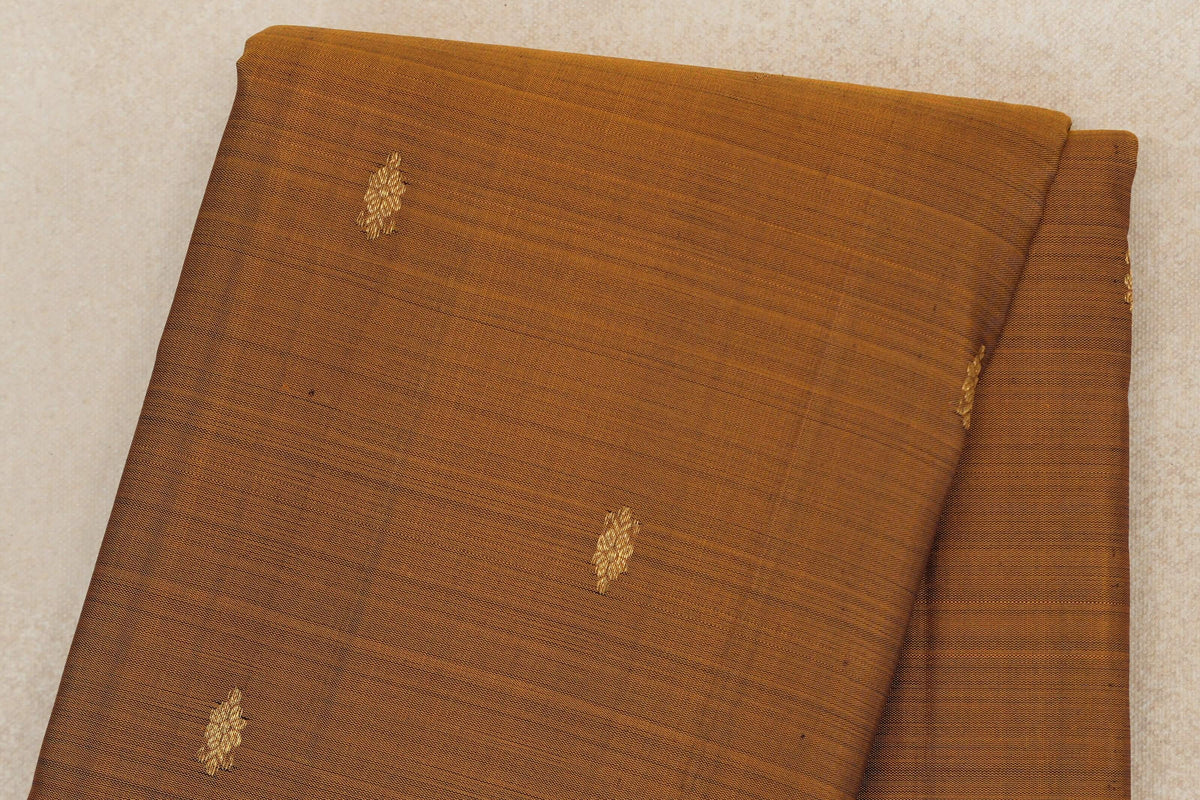 Gold Mustard vintage Kanjivaram Silk Saree body zoom 