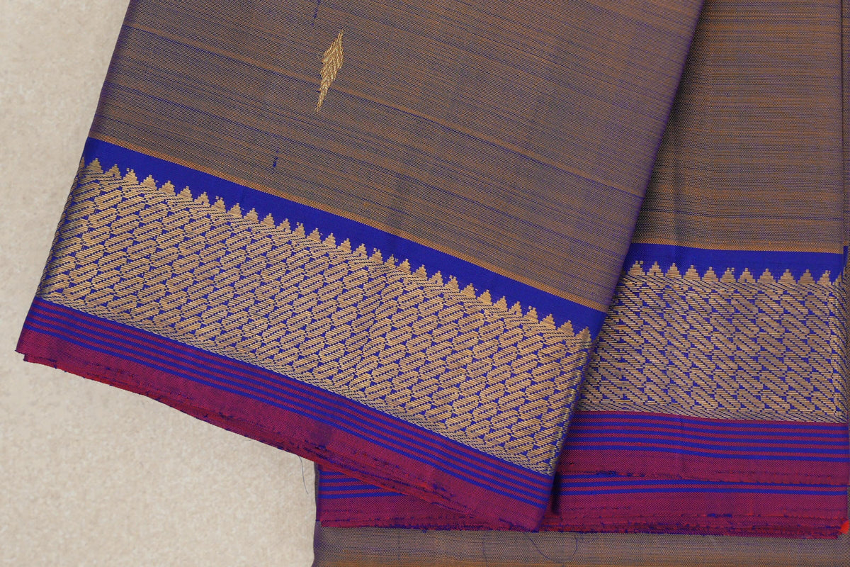 Dual Tone of Royal Blue and Mustard Yellow  Vintage Kanjivaram Silk Saree  border zoom