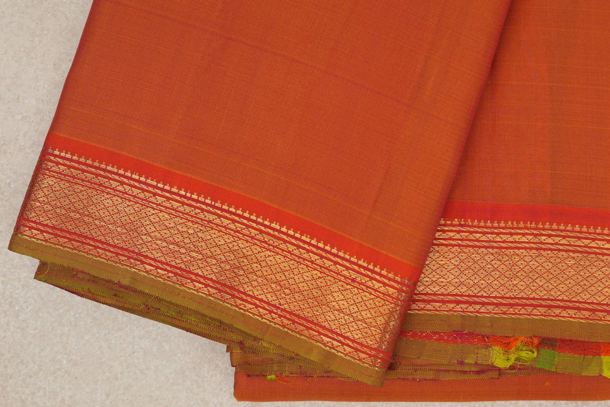 Dual Tone of Pink and Orange Vintage Kanjivaram Silk Saree border zoom