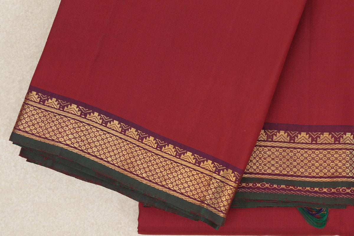 Deep Maroon vintage Kanjivaram Silk Saree border zoom