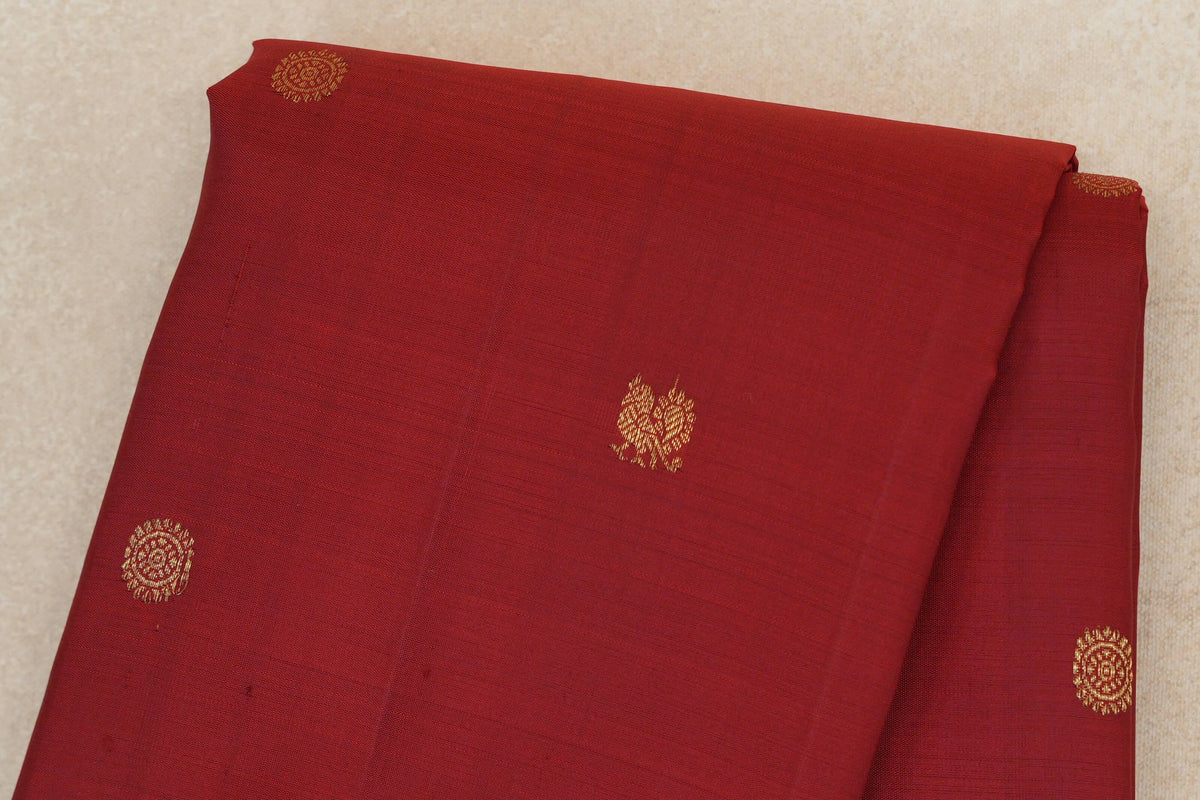 Deep Red Vintage Kanjivaram Silk Saree body zoom
