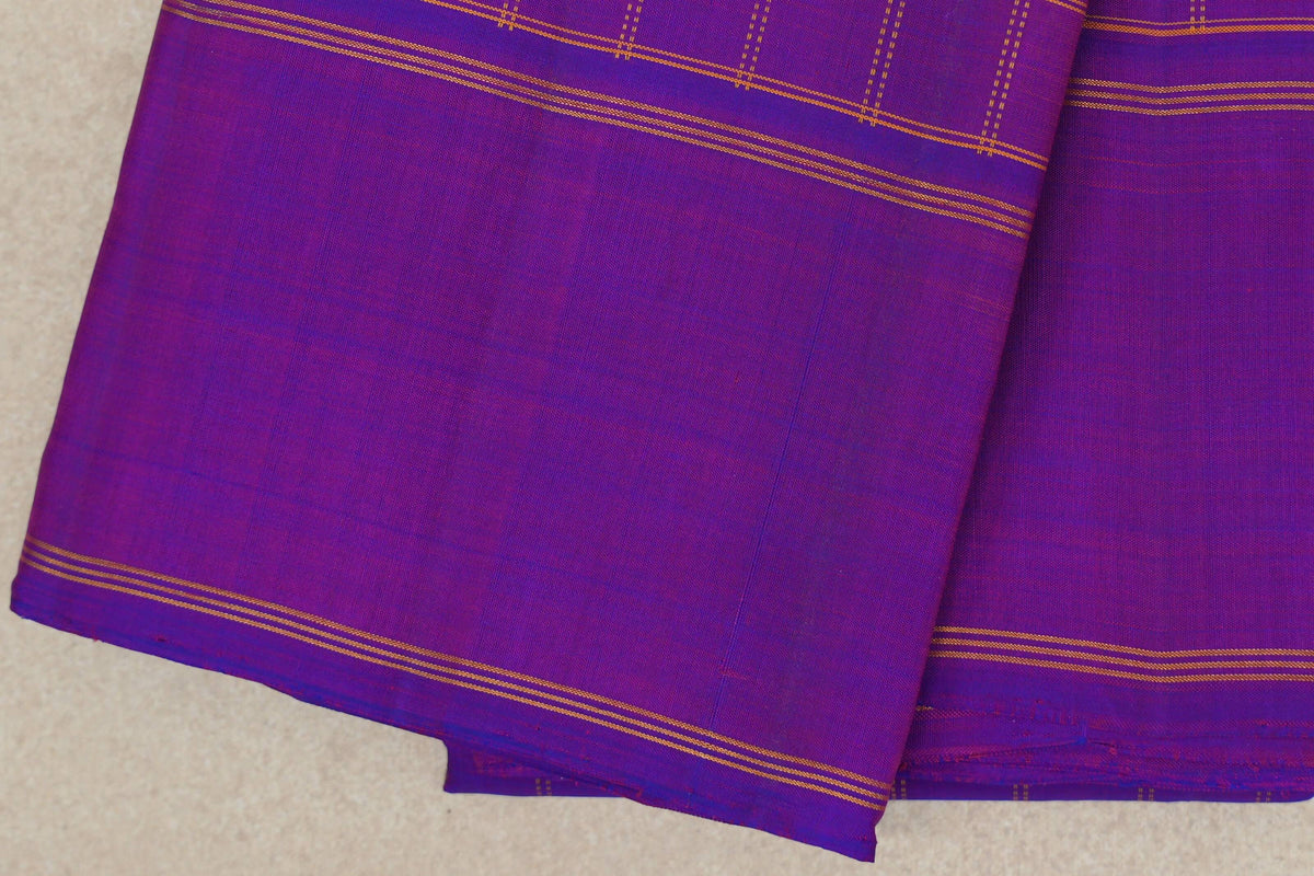 Dual Tone of Violet and Magenta Vintage Kanjivaram Silk Saree border zoom