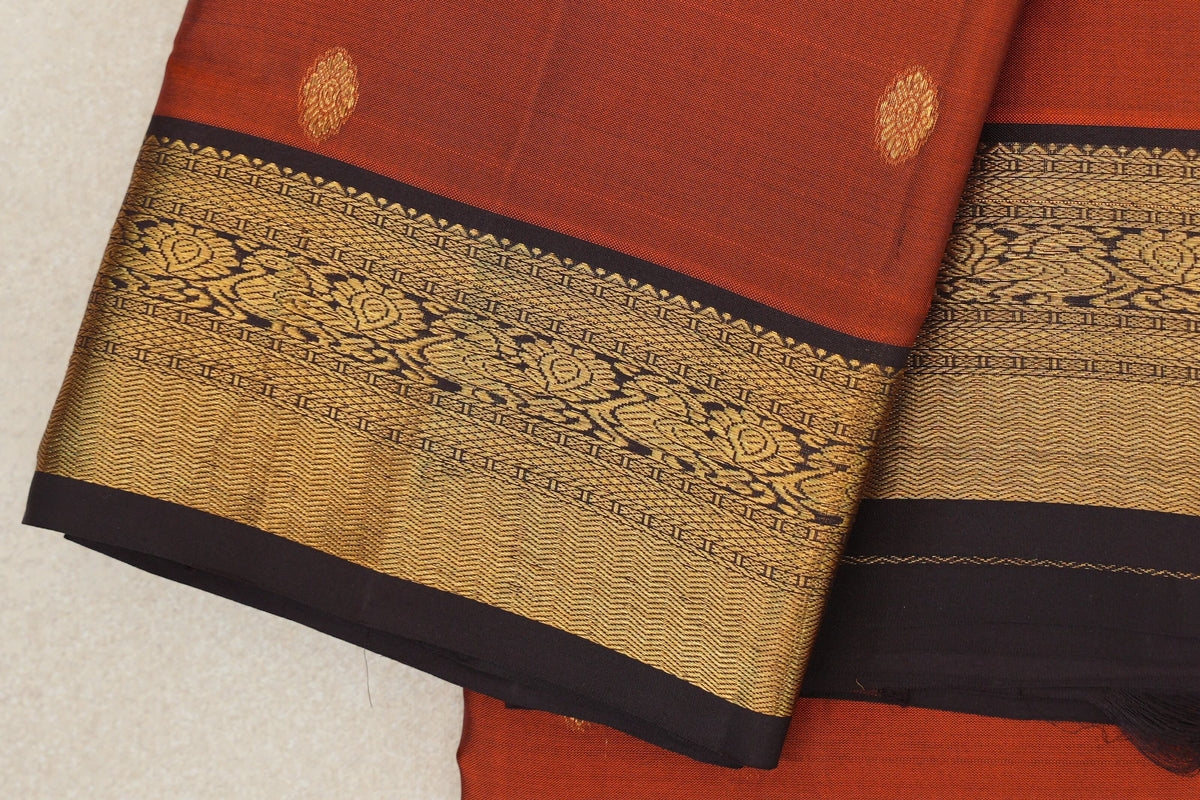 Dark Rust Vintage Kanjivaram Silk Saree  border zoom