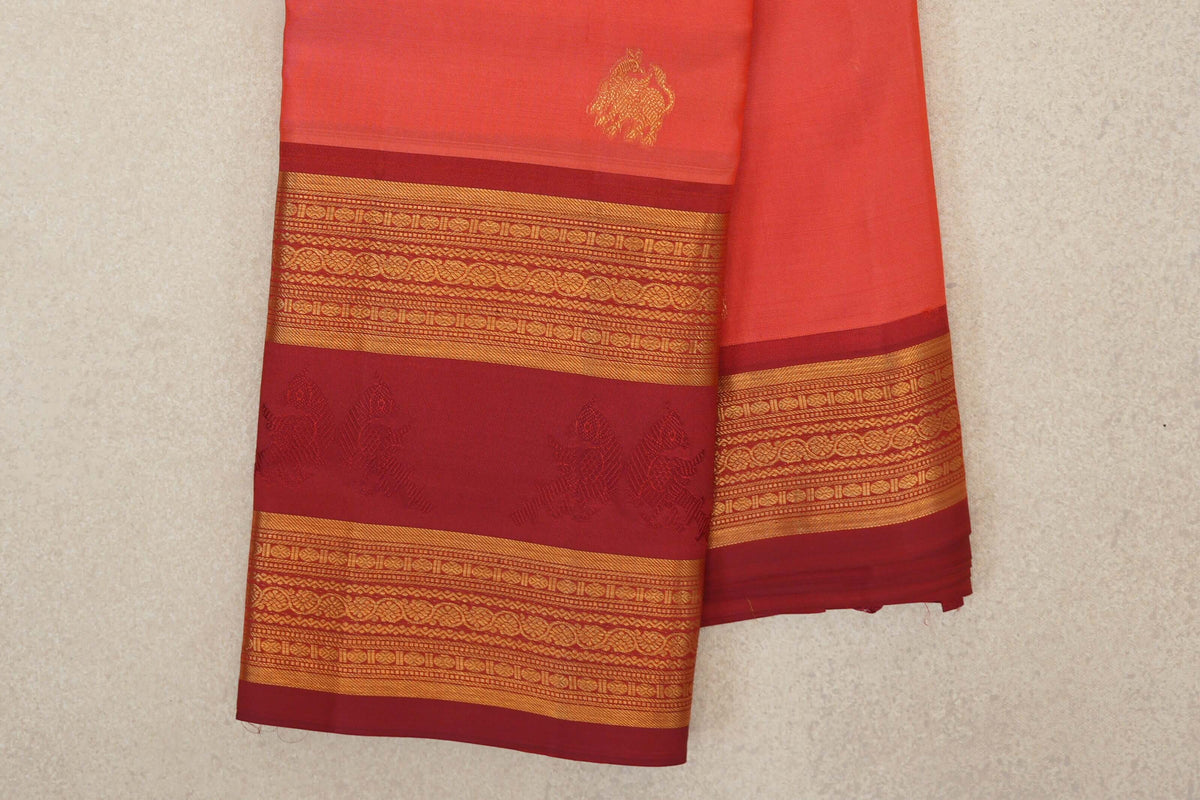 Coral Pink Light Weight Kanchipuram Silk Saree border zoom
