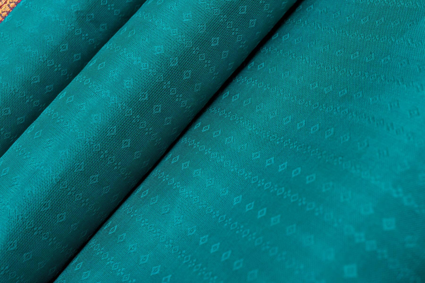 Light Weight Kanjivaram Silk Saree by A Silk Weave PSAC0901392 - 