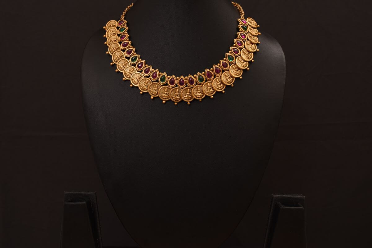 Parasvii jewels neckpiece set TS27N002