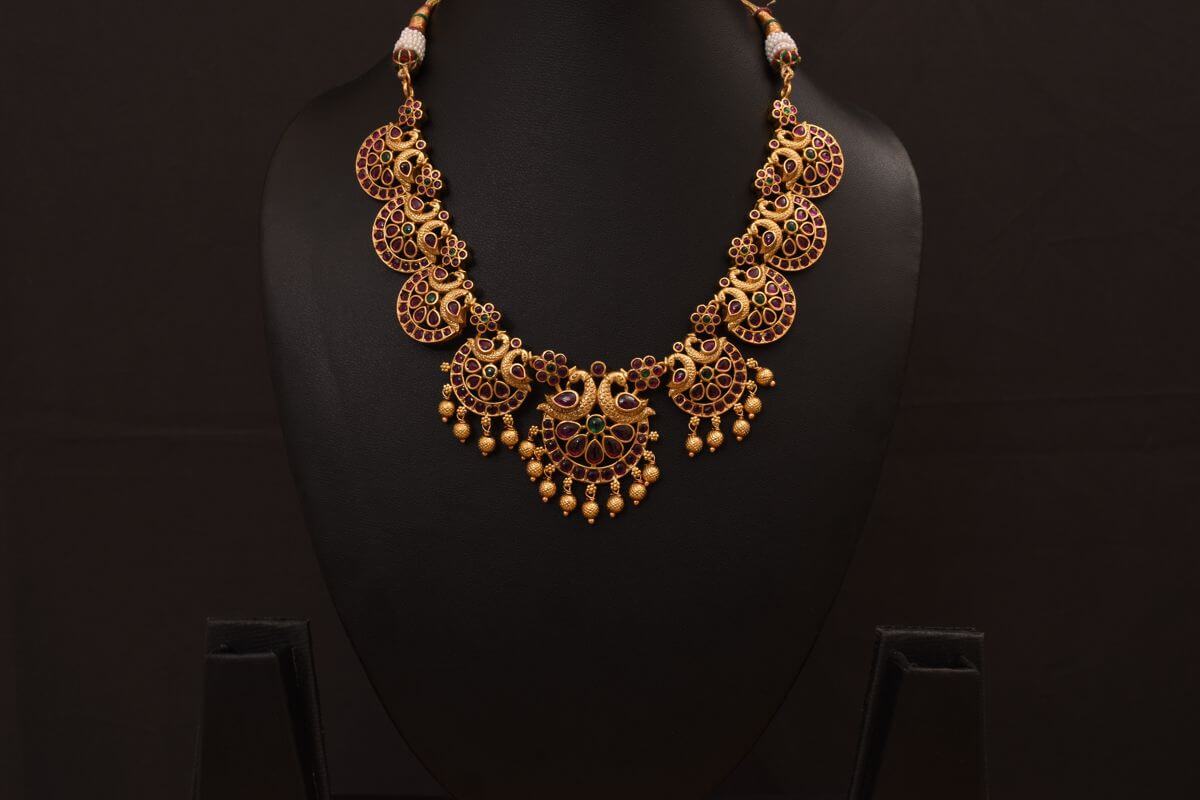 Parasvii jewels neckpiece set TS27N014
