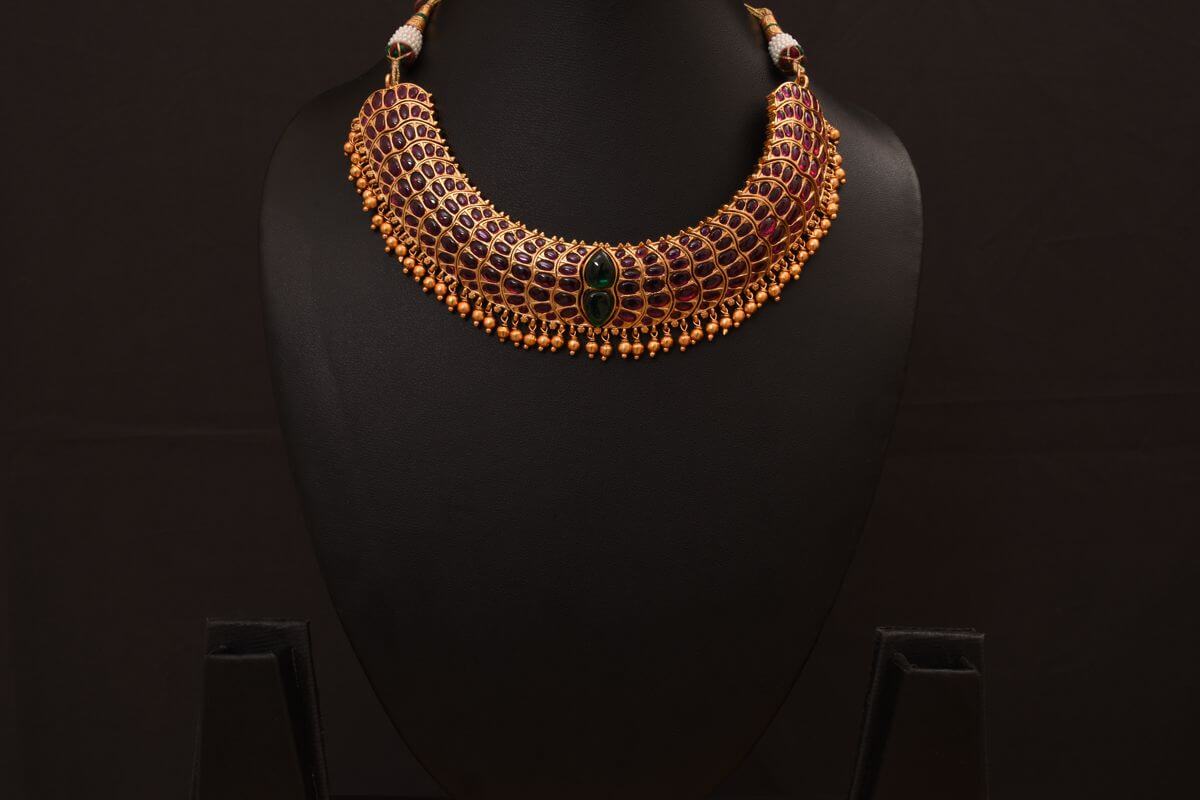 Parasvii jewels neckpiece set TS27N015