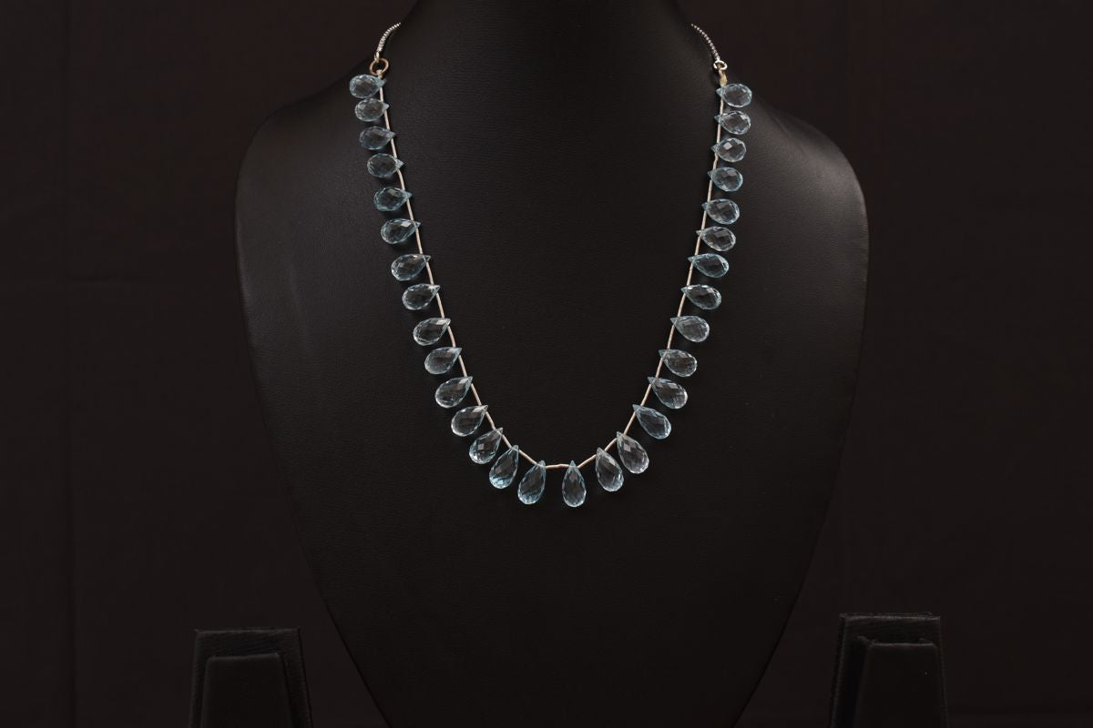 Lasya Necklace with semi-precious stones PSLA180072